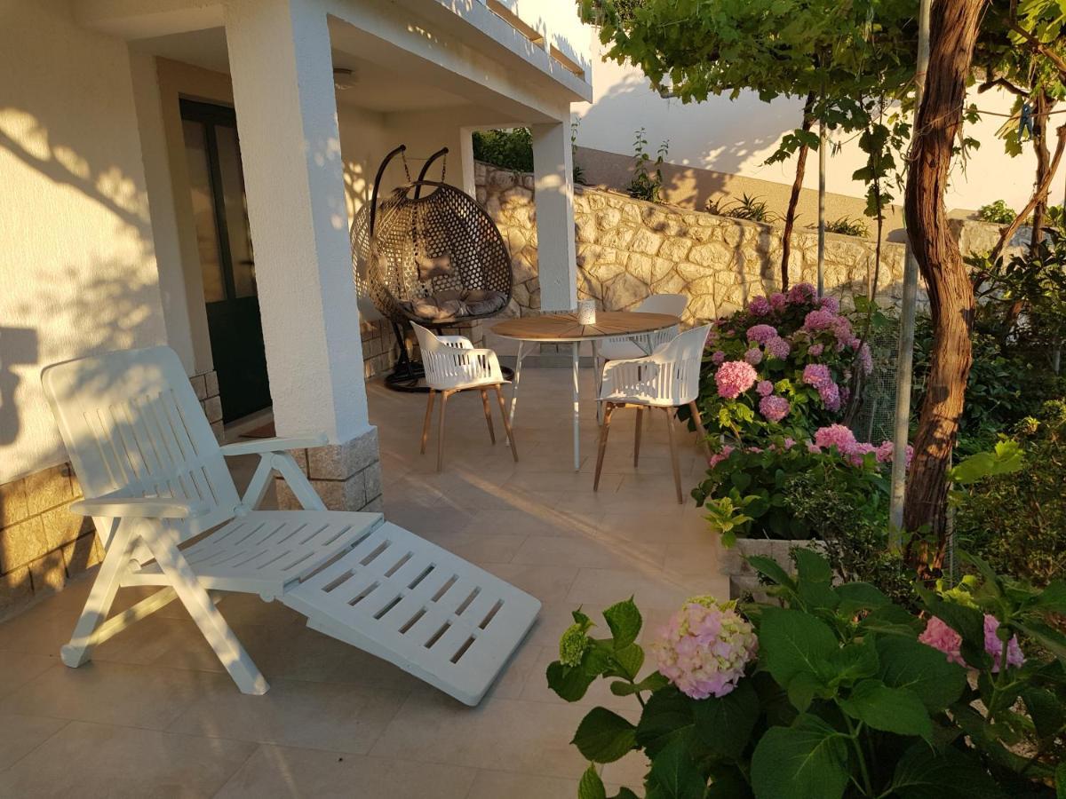 House Niva Διαμέρισμα Supetarska Draga Εξωτερικό φωτογραφία