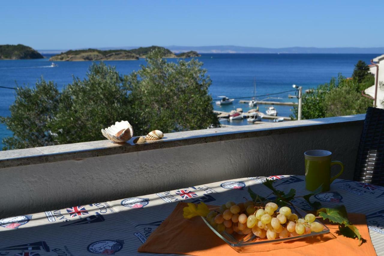 House Niva Διαμέρισμα Supetarska Draga Εξωτερικό φωτογραφία